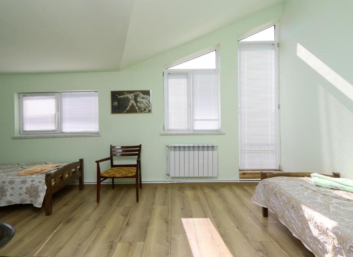Commune Hotel Garni Luaran gambar